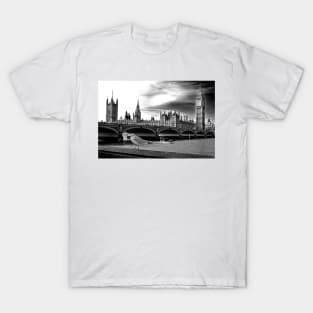 Big Ben Houses of Parliament Westminster Bridge London T-Shirt